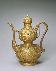 金鏨雲龍葫蘆式執壺