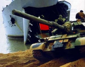 中國072型登入艦 