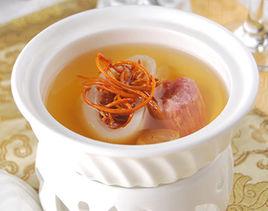 花膠蟲草花燉雞 花膠蟲草花燉雞