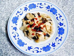 雞片炒菱角 雞片炒菱角