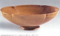 越窯青釉海棠式碗