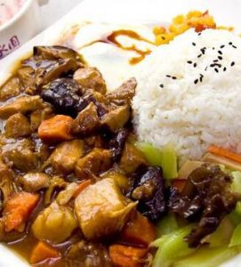 香菇牛肉飯 香菇牛肉飯