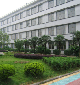 龍游縣湖鎮初級中學