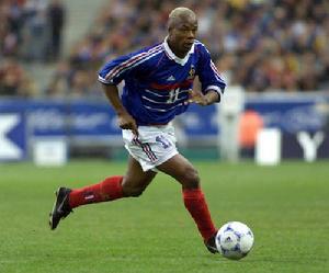 阿穆尼克 阿穆尼克