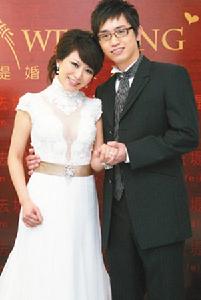 與台灣當紅主持人李佩甄結婚