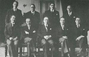 洛佩斯&middot;普馬雷霍總統和他的內閣成員