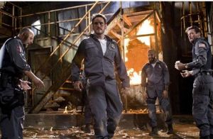 《激戰運鈔車》劇照