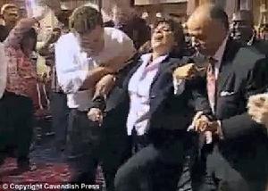 迪莉亞·諾克斯 迪莉亞·諾克斯