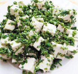 香椿苗拌豆腐 香椿苗拌豆腐