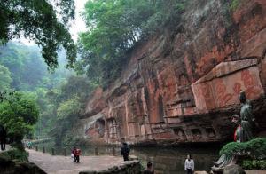 青神縣中岩寺 青神縣中岩寺