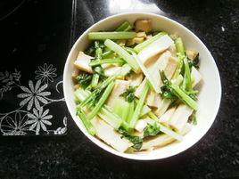 芹菜炒豆腐 芹菜炒豆腐