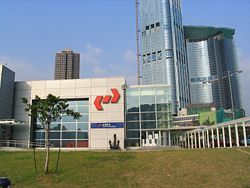 （圖）荃灣西站D出口外觀