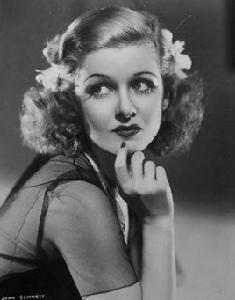 瓊·本內特 瓊·本內特