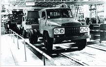 1978年7月，東風5噸載重汽車投產。