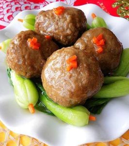 自製四喜丸子 自製四喜丸子