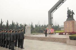 清明·南北山頭多墓田 清明·南北山頭多墓田