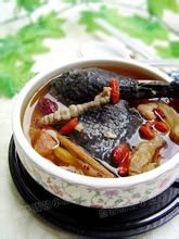 歸母燉烏雞 歸母燉烏雞