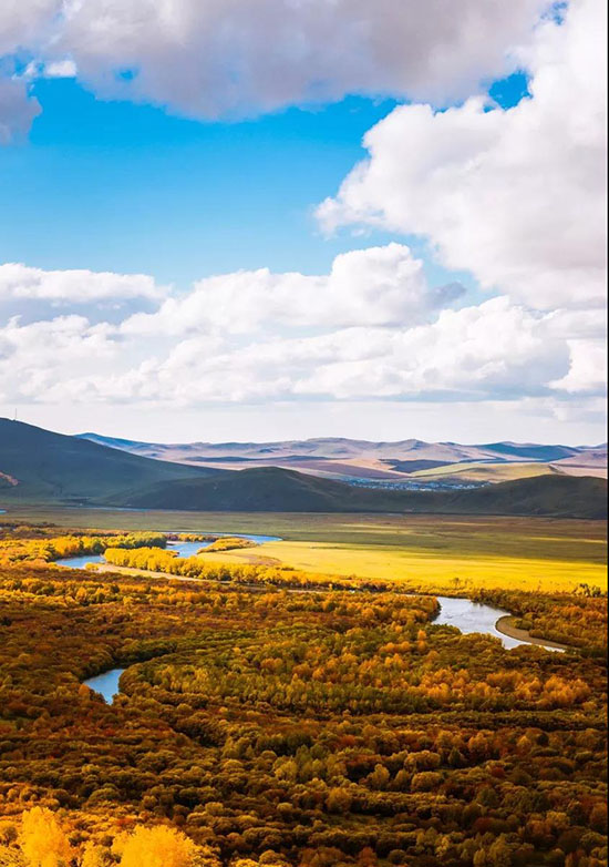 中國最“色”邊境小城，一到秋天就美成童話。