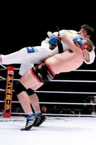 下壓防摔 下壓防摔