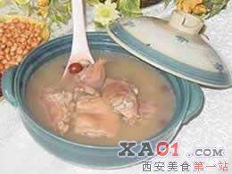 豬蹄燉絲瓜豆腐 豬蹄燉絲瓜豆腐
