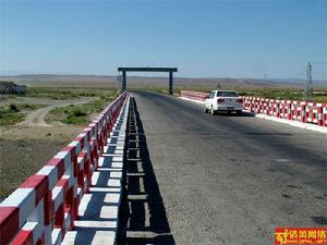 巴什拜&middot;僑拉克