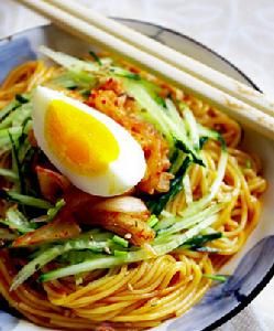 泡菜涼拌麵 泡菜涼拌麵