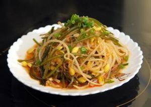 涼拌黃豆海帶絲 涼拌黃豆海帶絲