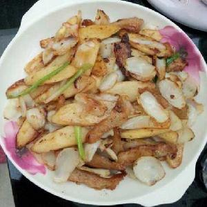 豬頸肉炒芹菜百合 豬頸肉炒芹菜百合