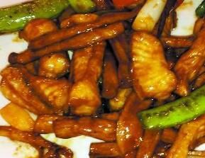 蘭豆茶樹菇炒鱔段 蘭豆茶樹菇炒鱔段