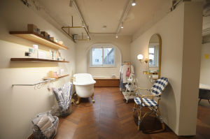 IMVELY弘大旗艦店_3層家居區