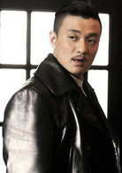 鐵林 演員 周一圍