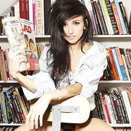 LIGHTS[流行歌手兼作曲人]