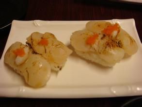 酪梨蛋黃握壽司 酪梨蛋黃握壽司