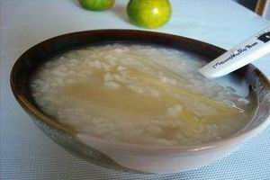 薑絲雪梨粥 薑絲雪梨粥