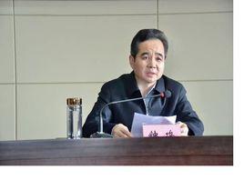 鐘鳴[石首市七屆人大人大常委會主任]