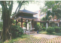 黃啟明校長塑像