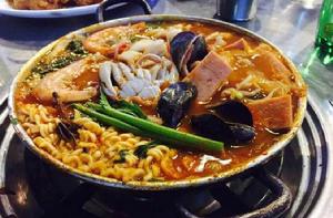 泡菜泡麵 泡菜泡麵