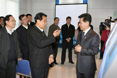 中共中央政治局常委、中央紀律檢查委員會書記吳官正視察先河公司