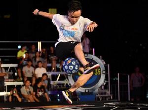 紅牛花式足球世界盃