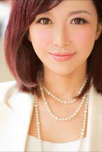 肖艷[中國中央電視台新聞頻道主播]