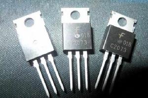 達林頓三極體 達林頓三極體