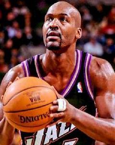 拜倫·拉塞爾 拜倫·拉塞爾