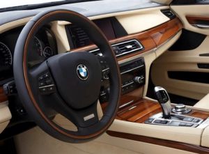 （圖）寶馬 750LI