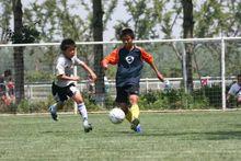 劉彬彬參加中韓少年足球對抗賽