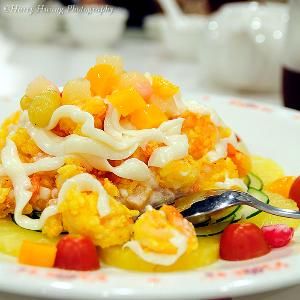 鳳梨蝦球 鳳梨蝦球