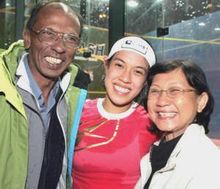 妮科大衛與父母親歡喜合影