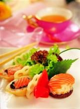 蓮藕三文魚壽司 蓮藕三文魚壽司