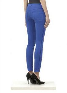 緊身牛仔褲[服裝類型]