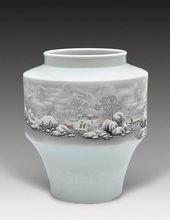 王華財《瑞雪兆豐年》瓷瓶