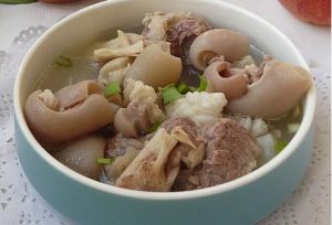 參芪歸姜羊肉湯 參芪歸姜羊肉湯